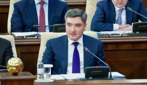 «Государство не будет содержать тех, кто может работать»: Бектенов о новой линии соцполитики