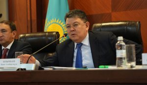 Риски предстоящего вегетационного периода обсудил Канат Бозумбаев на встрече с фермерами в Кызылординской области