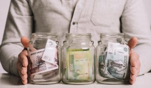 В Казахстане вкладчикам закрытых банков снова откроют доступ к компенсациям