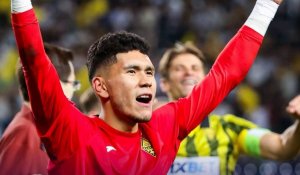 Казахстанский вратарь Темирлан Анарбеков официально признан УЕФА