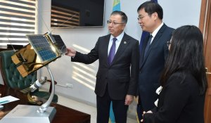Казахстан и Китай вывели на орбиту совместный университетский наноспутник