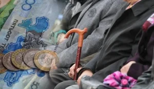 С 1 января в Казахстане повышают пенсии и пособия: названы новые размеры выплат