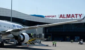 В аэропортах Казахстана продолжат снижать цены на авиатопливо