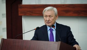 Принципы научной деятельности должны быть регламентированы Конституцией