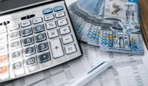 Сколько казахстанцев получили спецвыплаты за работу во вредных условиях в 2025 году