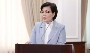 Токаев освободил Светлану Жакупову от должности главы минтруда