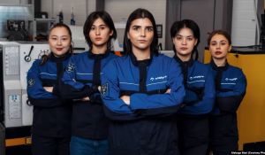 «Ты нужен России». Почему закрытый колледж в Татарстане ищет девушек в Казахстане