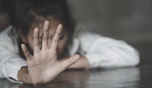 В групповом изнасиловании обвиняют полицейских Туркестана