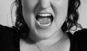 Избиение девочки в ТРЦ Актау: подростка поставили на учет, мать оштрафована