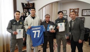 Темирлан Анарбеков получил ректорский грант в Алматы