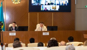 От Восточно-Казахстанской области в состав Конституционной комиссии вошли два человека