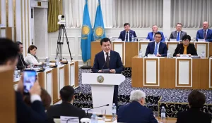 Новая Конституция принципиально отличается от действующей – Ерлан Карин