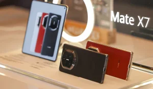 Huawei обновляет линейку: складной смартфон, планшет и наушники нового поколения