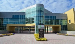 В НИШ Петропавловска ученик выпал из окна третьего этажа