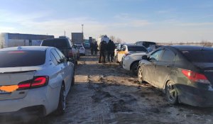 Очереди до 6-7 часов: что происходит на границе Казахстана и России