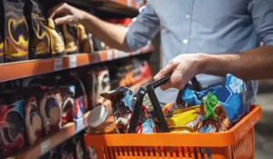 Цены сдержали? Почему официальная статистика расходится с чеками из супермаркетов