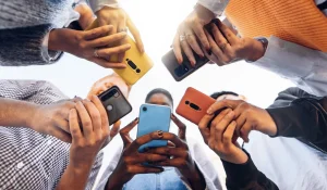 Репост – тоже нарушение: в Казахстане обсуждают новые правила для соцсетей