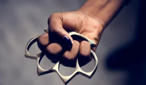 В Таразе школьницы с кастетом напали на девочку