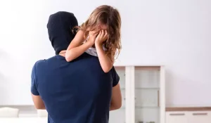 В Шымкенте девушку силой заставили делать боди-массаж: возбуждено дело