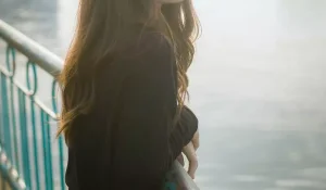 В Атырау девушка прыгнула с моста