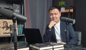 Как оторвать ребенка от гаджетов: советы от признанного в мире казахстанского психолога