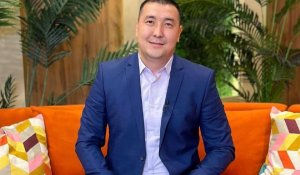 Резонансное ДТП на аль-Фараби: Раскрывшего первым правду об аварии юриста Адилетхана Молдахана задержали в Алматы