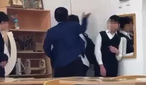 В Астане учителя уволили за применение насилия к школьнику