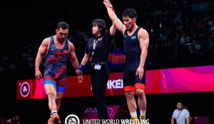 Алматбек Аманбек завоевал золотую медаль чемпионата Азии по греко-римской борьбе