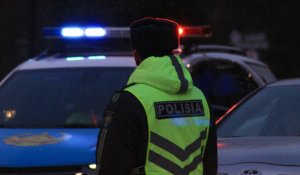 Автомобиль перевернулся на трассе Актау - Жетыбай