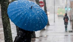 Мокрый снег и заморозки: какая погода ждёт казахстанцев в выходные