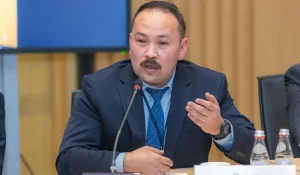 «Банкам нужно выращивать заемщиков»: Рысмамбетов объяснил, кто должен кредитовать экономику Казахстана