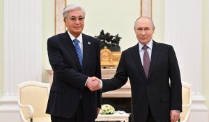 Токаев с рабочим визитом находится в Москве
