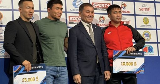 Квартира чемпиону мира, сенсации и победы: В Алматы стартовал чемпионат Казахстана по борьбе