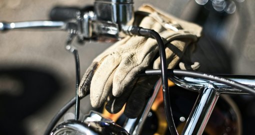 Пенсионер отсудил деньги за бракованный мотоцикл в Уральске