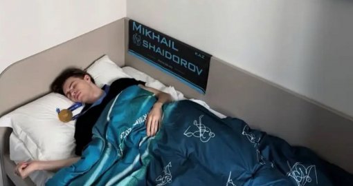 «Такой сладкий»: Пользователей сети умилило фото спящего Михаила Шайдорова