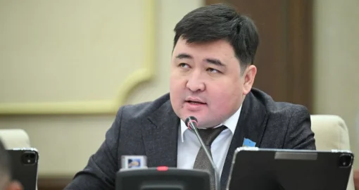 «Снизить цены на интернет в два раза»: Нартай Аралбайулы требует расследовать действия операторов, повысивших тарифы