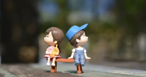 В Астане три девушки обманули 45 мужчин через сайты знакомств