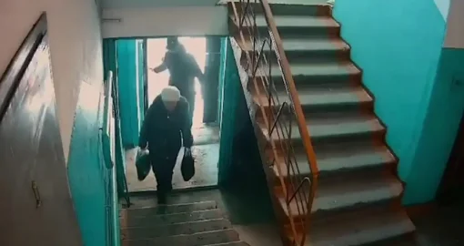 Грабитель напал на пенсионерку в Павлодаре