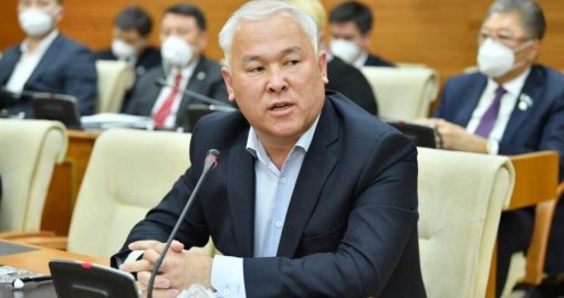 «Полиция боится богатых»: Мурат Абенов в прямом эфире жестко раскритиковал работу МВД в Алматы