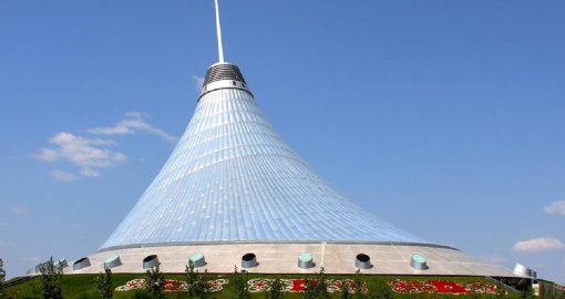 Появилась реклама о продаже здания «Хан Шатыр»