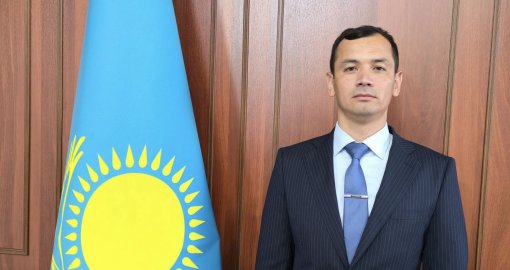Любимец педагогов стал замакима: Нариман Жакудаев будет курировать идеологию в Жанакорганском районе