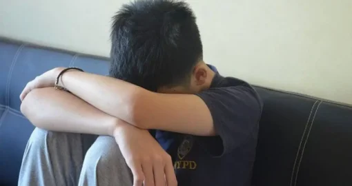 «Прошло больше 20 дней»: мать просит вмешаться в дело о возможном насилии над ребенком в Отырарском районе