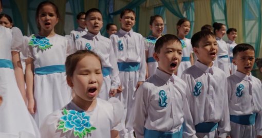 Необычный музыкальный флешмоб ко Дню единства прошёл в Астане