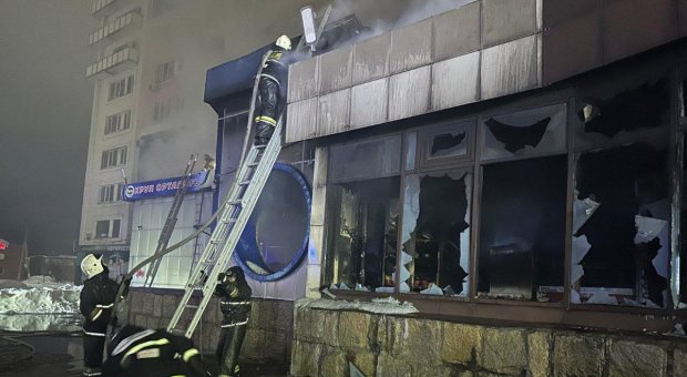 Пожар в гостинице: 100 человек эвакуировали ночью в Алматы