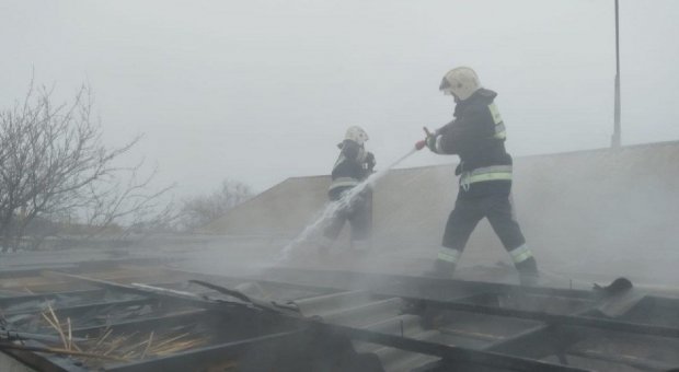 Военнослужащий и его ребенок погибли в пожаре на погранзаставе в Алматинской области