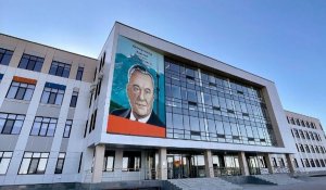 В Атырауской школе «Бином» девятиклассник ранил школьницу ножницами